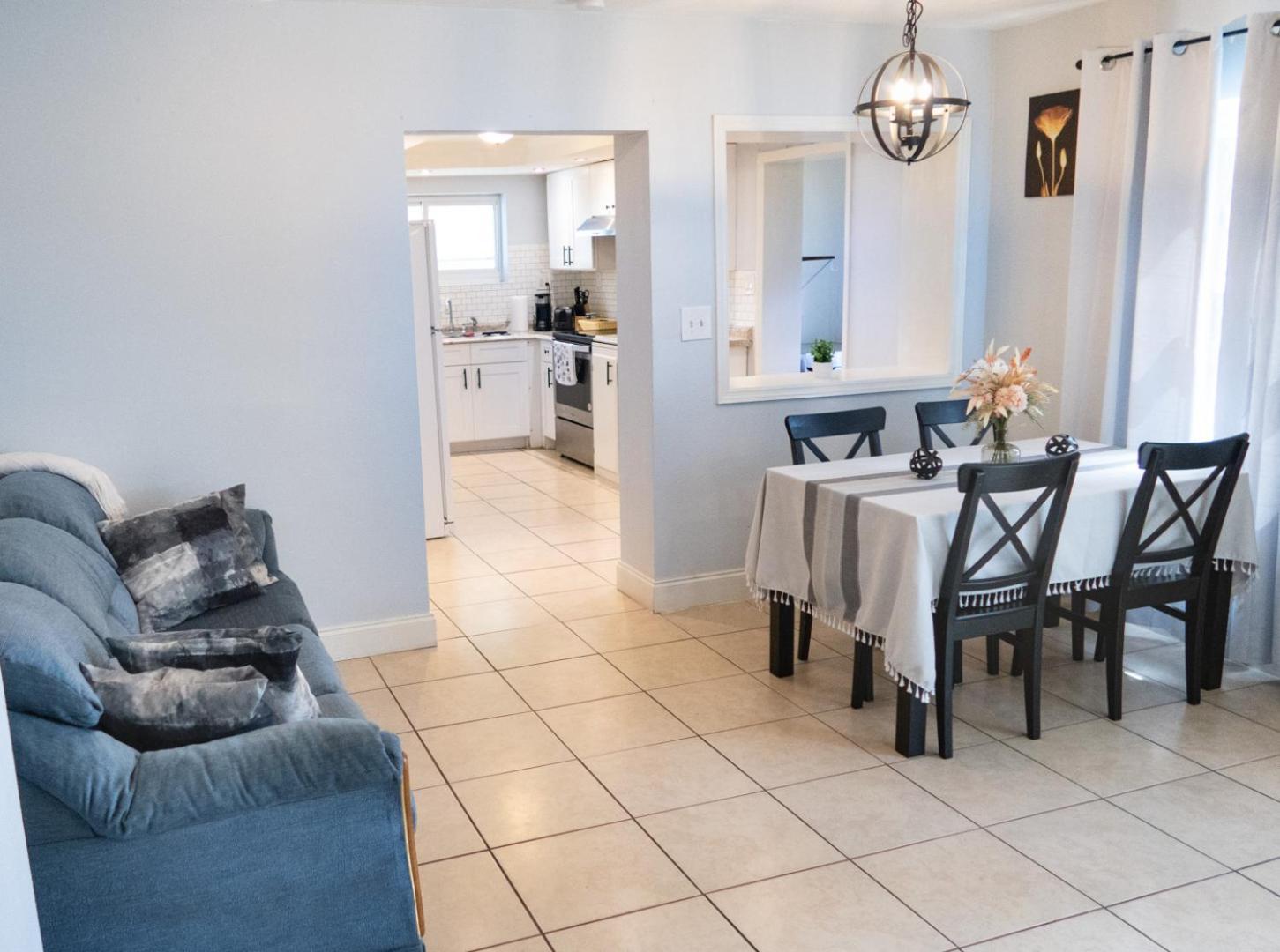 Cozy Home Near Busch Gardens Adventure Island And Usf Tampa Exteriör bild